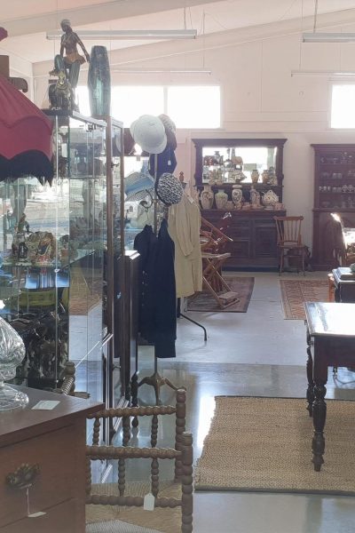 Bulls Antiques