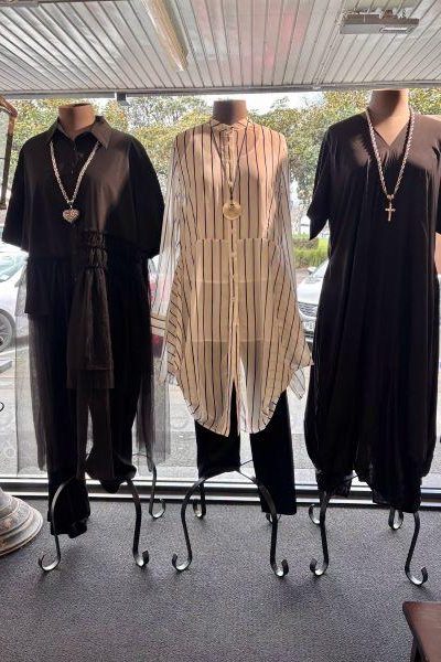 Magazine Designer Clothing Outlet Store