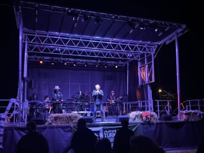 Marton country music singer