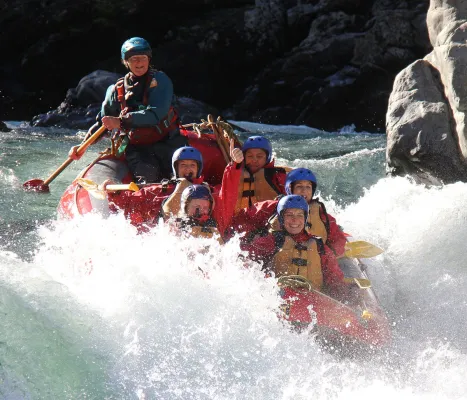 River valley rafting